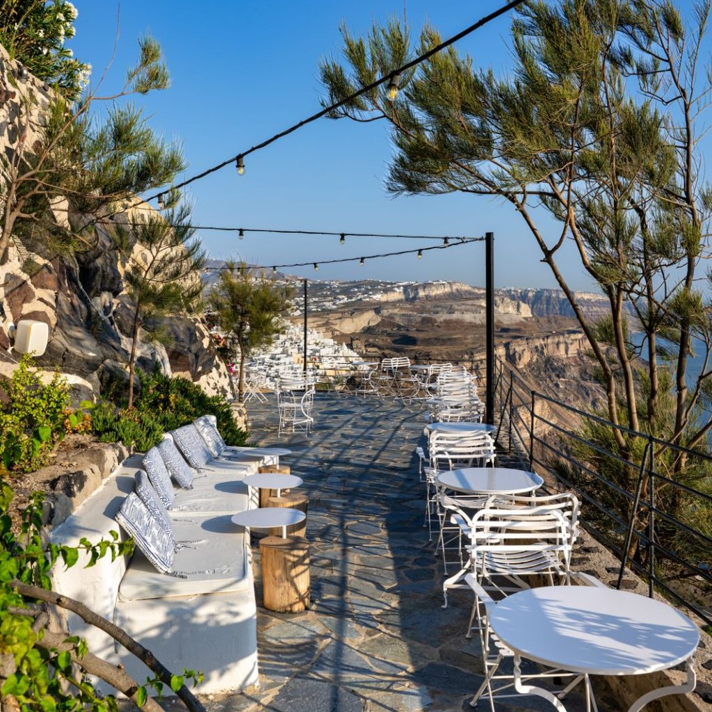 volkan-on-the-rocks-garden